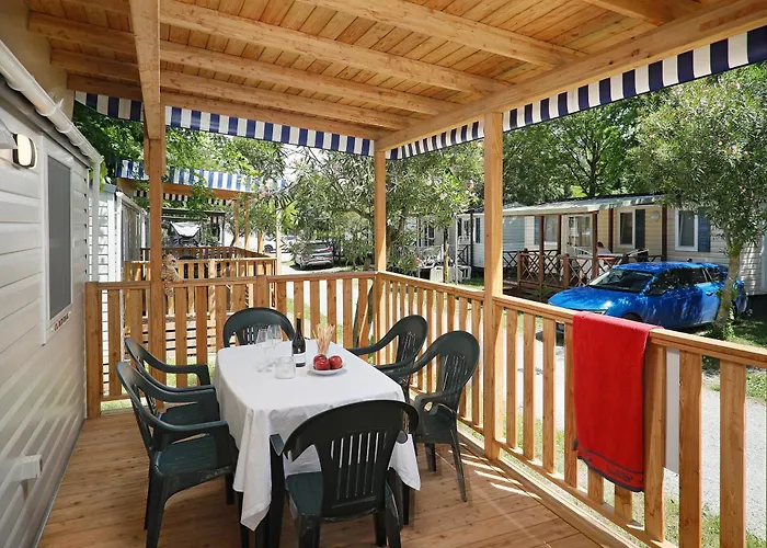 Albatross Mobile Homes On Camping Baia Verde